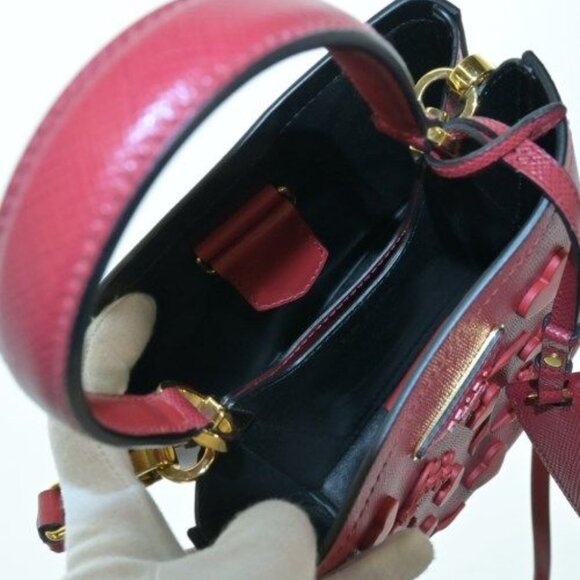 Prada Handbag - Picture 4 of 9
